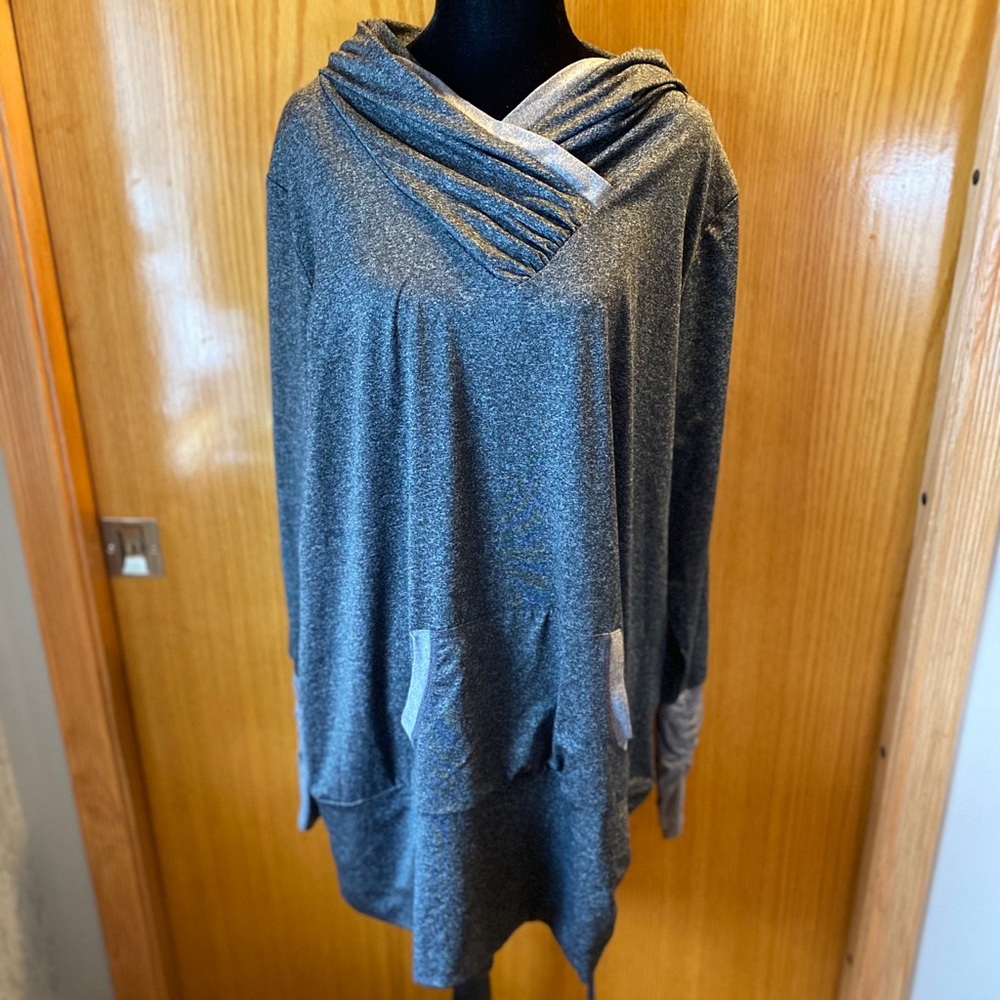 MAURICES In Motion Athletic Top